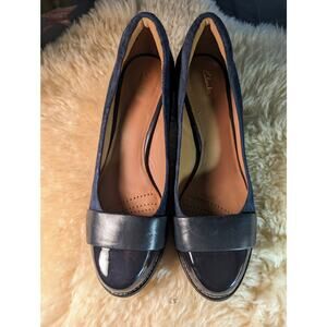 Clarks artisan navy Tarah Brae pump  - sz. 8M (EU39) - EUC